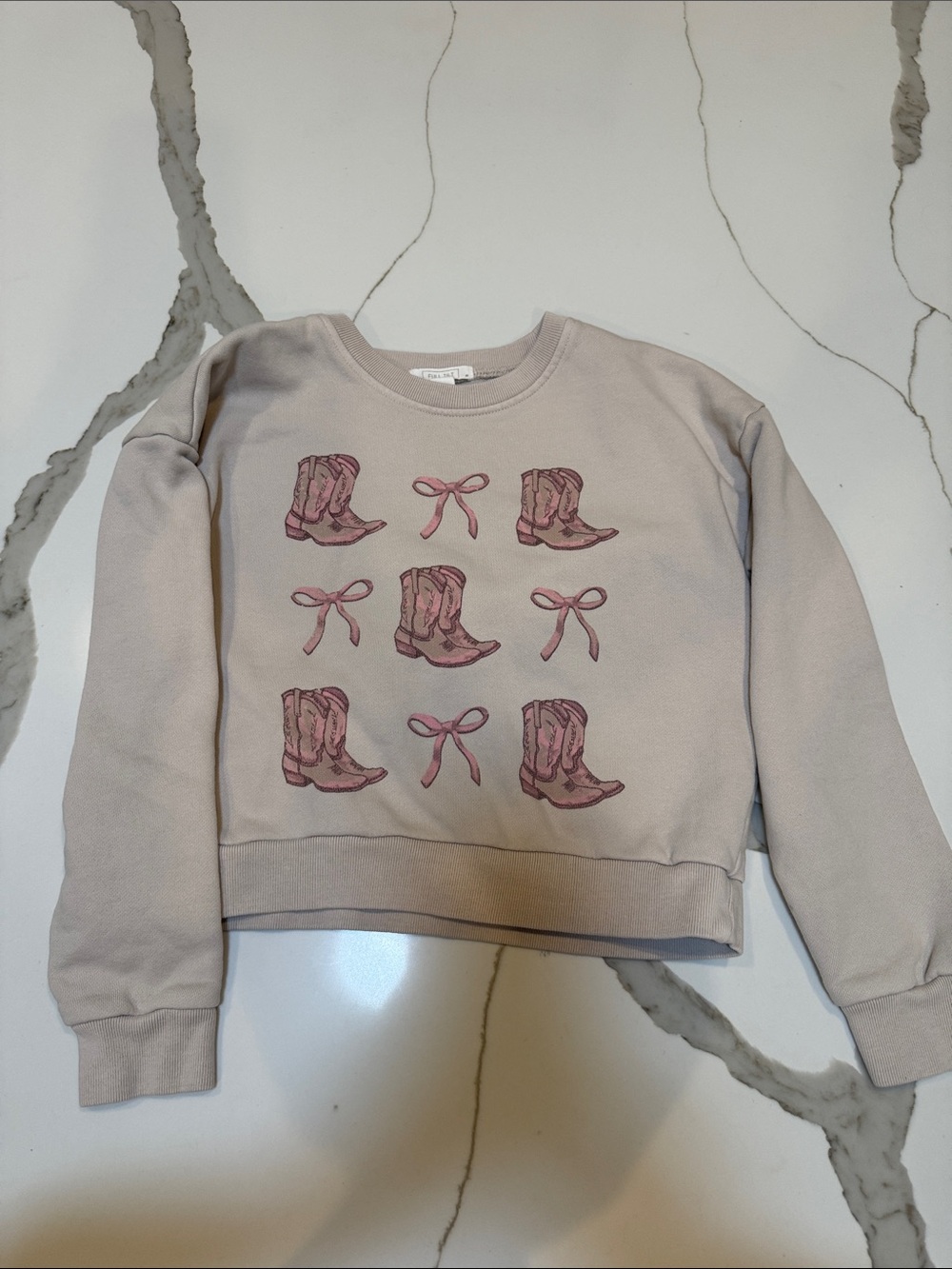 LIKE NEW Girls Full Tilt Beige Crewneck Crop Sweatshirt Bows and Boots size M